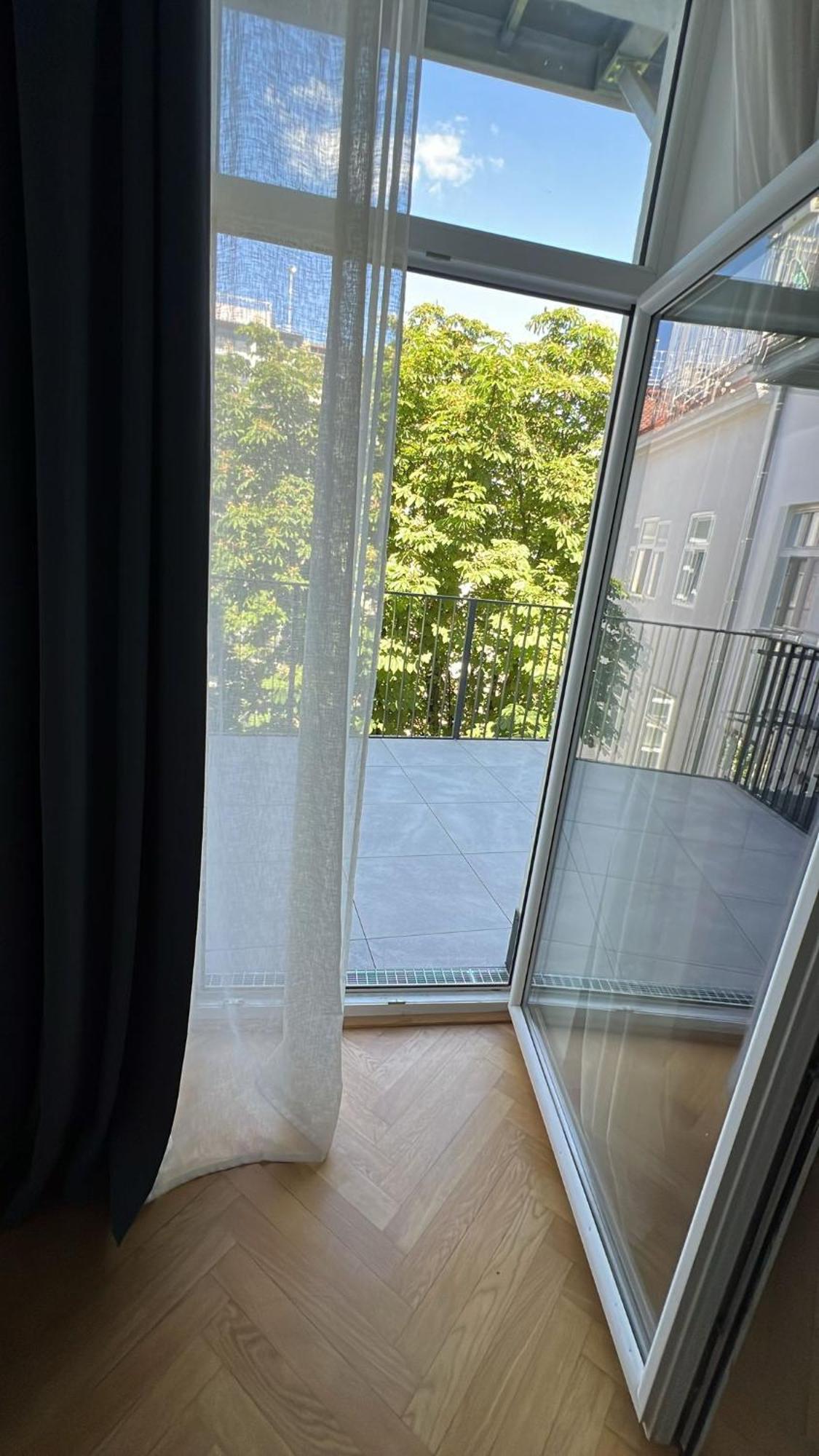 Large Garden-View Balcony Comfort Retreat 1020-Vienna Viena Exterior foto